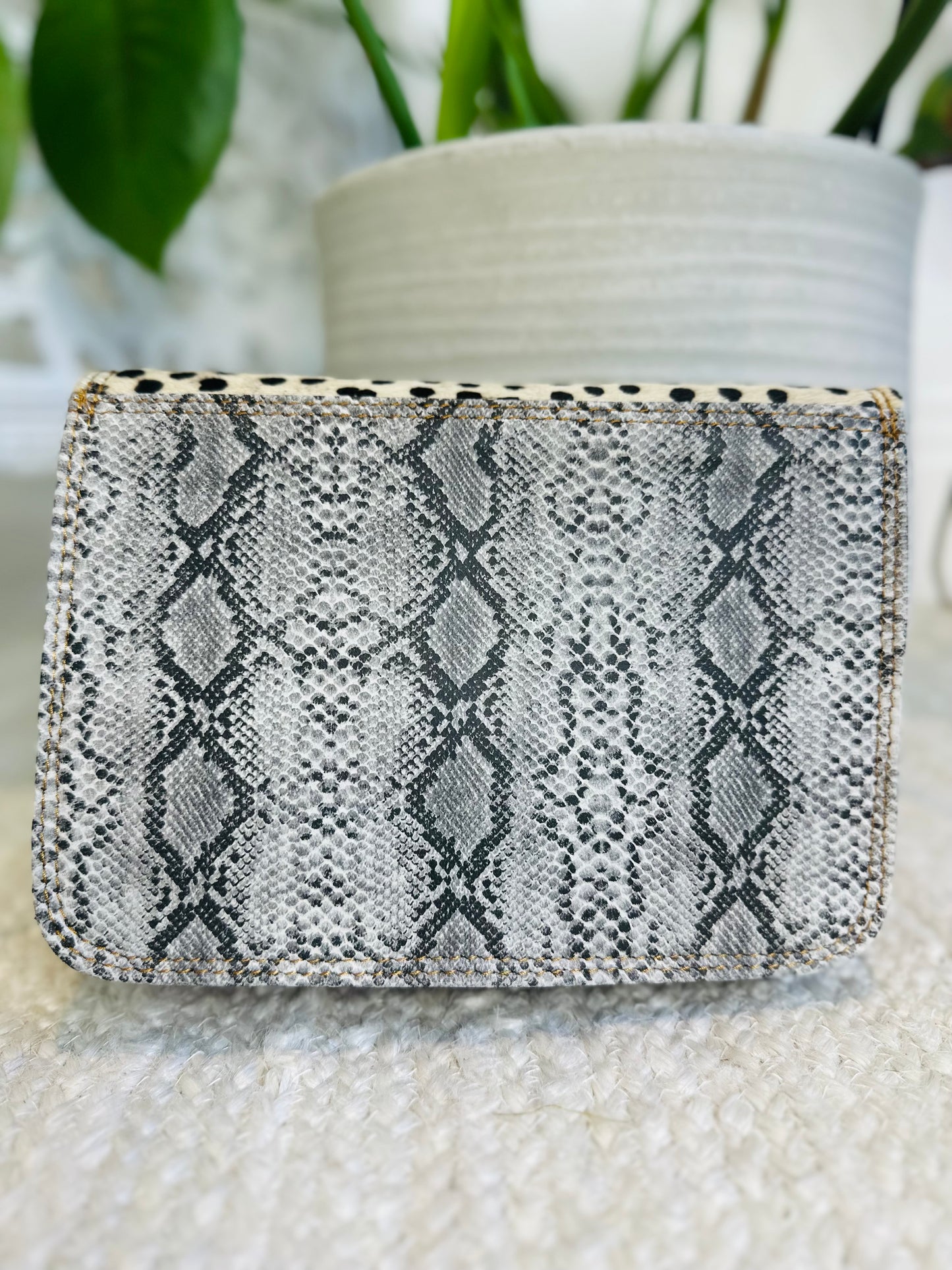 Black Spotted / Metallic Turquoise Vintage clutch