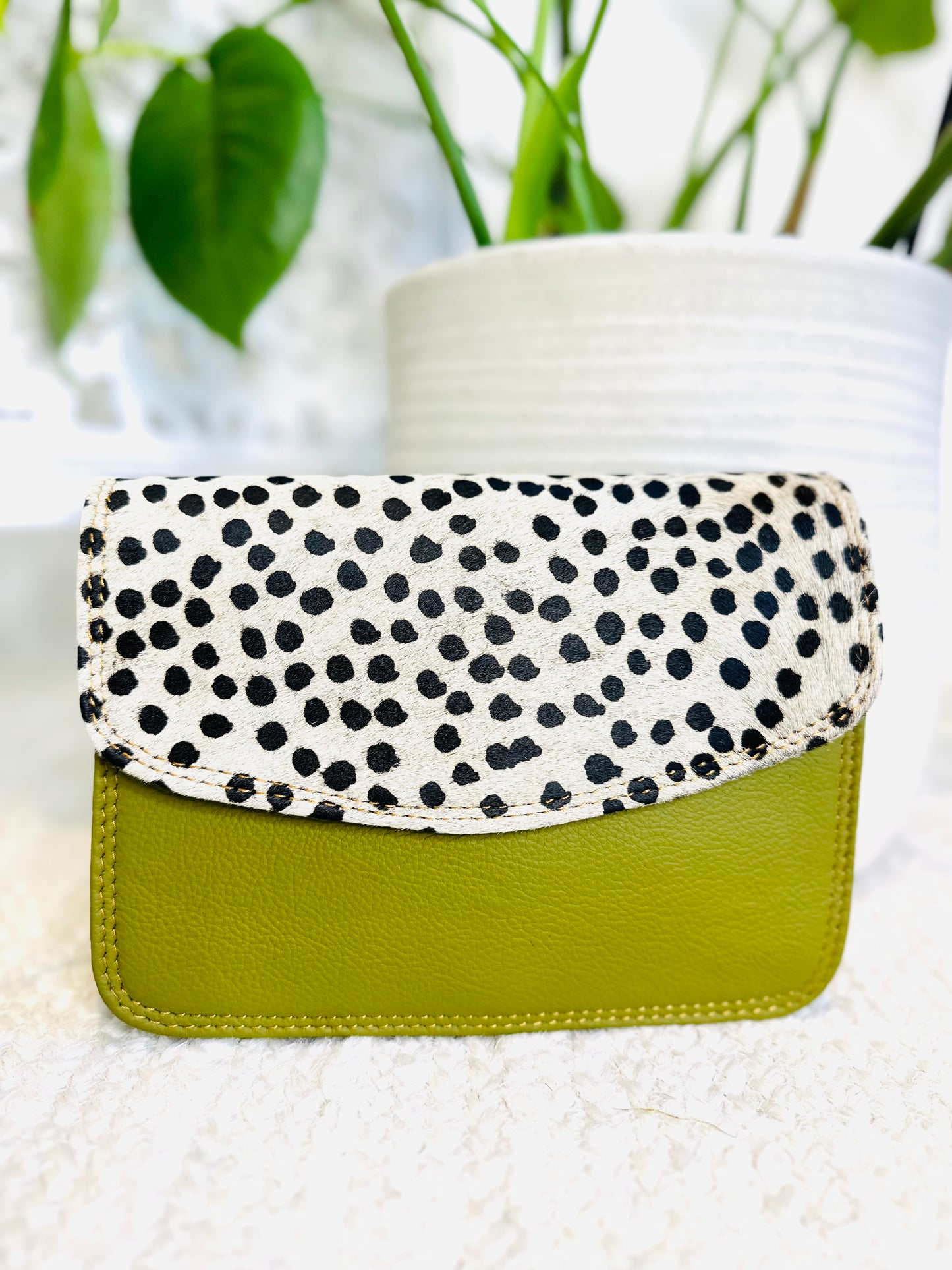 Black Spotted / Green Small Clutch